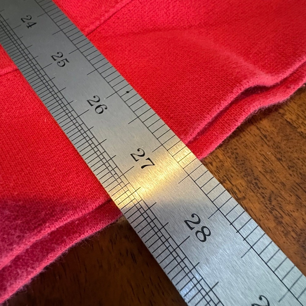 Nike Mini Swoosh Red Crewneck Sweatshirt Athletic Sportswear Pullover‎ - Picture 3 of 5